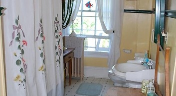 HeatherCroft Bed and Breakfast