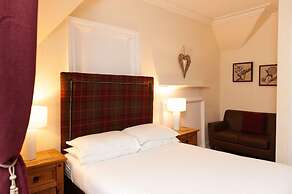 Alban & Abbey House