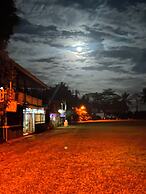 Miss Miriam Beachfront Cabins