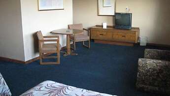 Travelers Inn Topeka