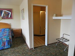 Travelers Inn Topeka