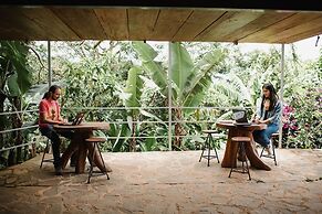 Valle Escondido Nature Reserve Hotel & Farm