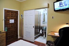 Culture Crossroads Inn