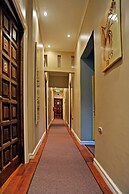 Culture Crossroads Inn