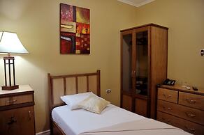 Culture Crossroads Inn