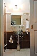 Culture Crossroads Inn