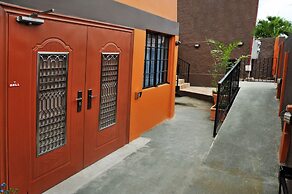 Culture Crossroads Inn