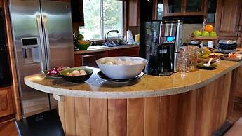 Volcano Acres Ranch B&B