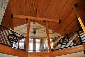 Elktrace Bed & Breakfast