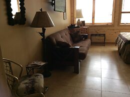Elktrace Bed & Breakfast