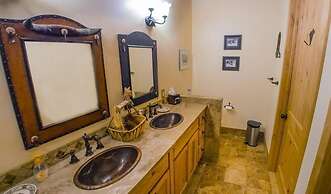 Elktrace Bed & Breakfast
