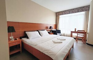 Fuente Oro Business Suites Cebu powered by Cocotel