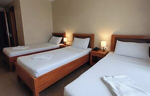 Fuente Oro Business Suites Cebu powered by Cocotel