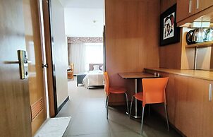 Fuente Oro Business Suites Cebu powered by Cocotel