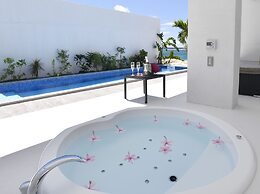 Feliz Villa Suite Miyakojima Ueno