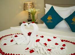 MerPerle Crystal Palace Hotel