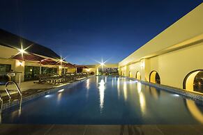 MerPerle Crystal Palace Hotel