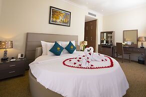 MerPerle Crystal Palace Hotel