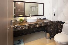 MerPerle Crystal Palace Hotel