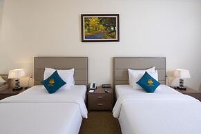 MerPerle Crystal Palace Hotel