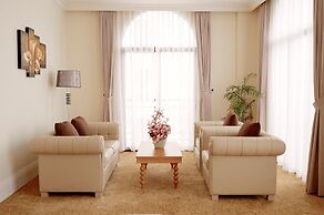 MerPerle Crystal Palace Hotel