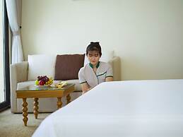 MerPerle Crystal Palace Hotel