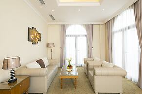 MerPerle Crystal Palace Hotel