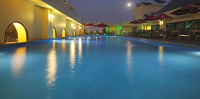 MerPerle Crystal Palace Hotel