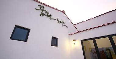 Nomad Pension in Jeju