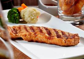 Grand Artos Hotel & Convention