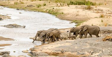 Elandela Private Game Reserve & Luxury Lodge
