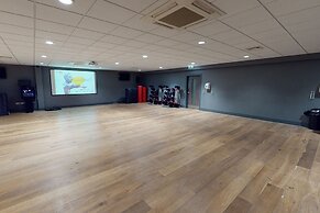 Village Hotel Glasgow