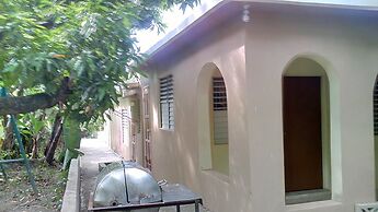 Lion's Pride - Hostel