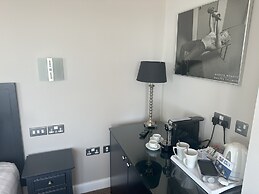 Legends Hotel Brighton