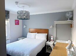 Legends Hotel Brighton