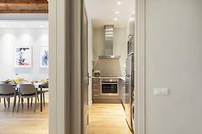 Aspasios Urquinaona Apartments