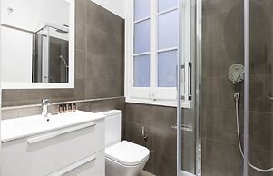 Aspasios Urquinaona Apartments