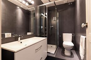 Aspasios Urquinaona Apartments