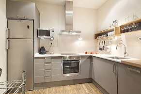 Aspasios Urquinaona Apartments