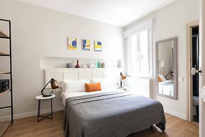 Aspasios Urquinaona Apartments