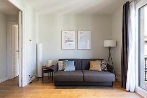 Aspasios Urquinaona Apartments