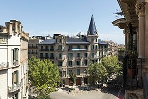 Aspasios Urquinaona Apartments