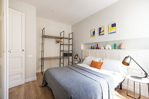 Aspasios Urquinaona Apartments