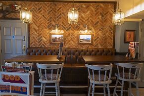 Charnwood Arms by Greene King Inns