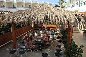 Cala Saracena Resort