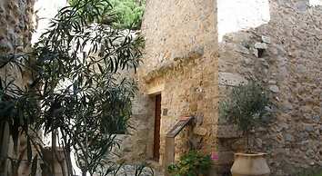 Dorovinis Monemvasia Castlehouses