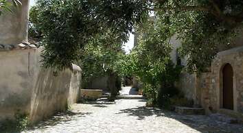 Dorovinis Monemvasia Castlehouses