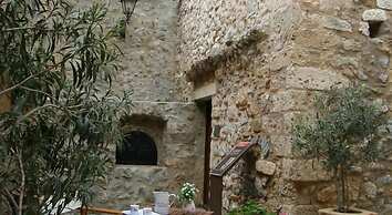 Dorovinis Monemvasia Castlehouses