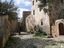 Dorovinis Monemvasia Castlehouses
