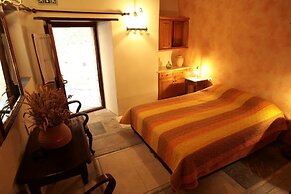 Dorovinis Monemvasia Castlehouses